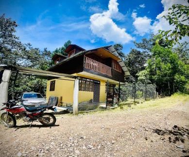 Chontabamba House | Cabaña Familiar en Chontabamba - A 5 Min de Oxapampa