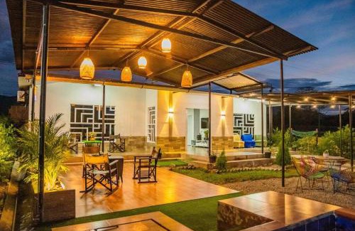 Garzon House | Family Retreat at Cabaña Familiar with Pool & BBQ in Huila