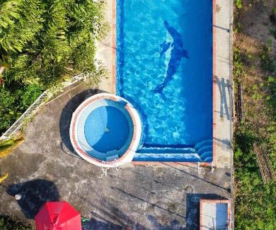 Pinchote Hotel | Oceanfront Hotel Portal De La Ceiba with Spa & Pool