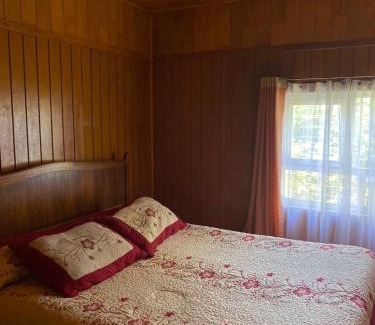 Lenca House | Oceanfront Cabaña on Carretera Austral with Hot Tub
