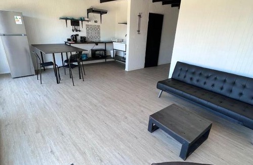 La Laguna Apartment | Pet-Friendly Cabaña Hermosa Maitencillo - Rated 9.1/10