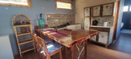 Paihuano House | Scenic Hojitas de Laurel Cabin: Pet & Child Friendly Stay
