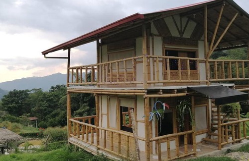 Anolaima House | Pet-Friendly Cabaña en Granja Agroecológica - Rated 9.4/10