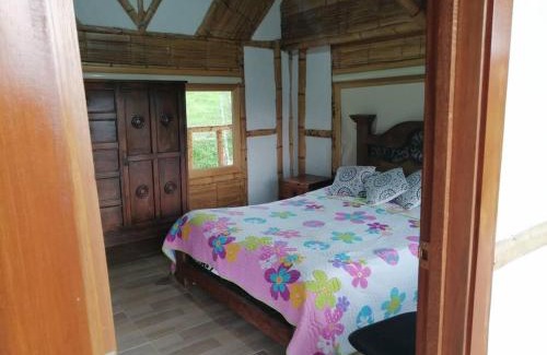 Anolaima House | Pet-Friendly Cabaña en Granja Agroecológica - Rated 9.4/10