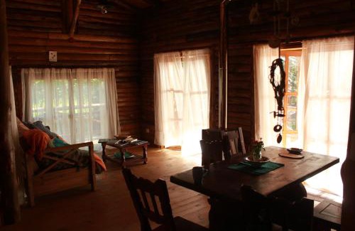 Casa Grande Ski Chalet | Pet-Friendly Getaway at Cabaña Inti Mampa - Rated 9/10