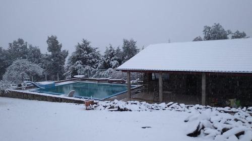 Calamuchita Department House | Cozy Cabaña Julian: Family-Friendly with Pool & Hot Tub