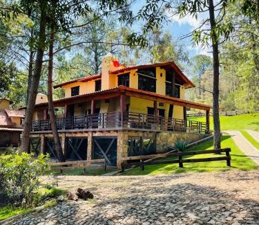 Mazamitla Ski Chalet | Experience Cabaña La Esperanza: 4-Star Getaway with Breakfast