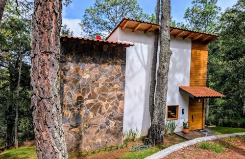 Mazamitla Ski Chalet | Family-Friendly Cabaña La Finca in Mazamitla, 4-Star Stay