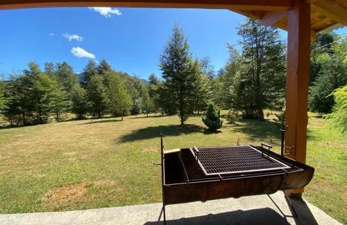 Panguipulli House | Top-Rated Cabaña Llonquén with Hot Tub & Pet-Friendly Stays
