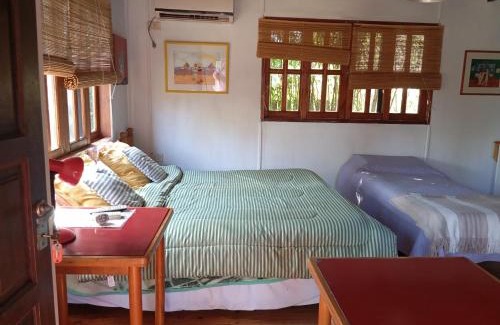 Gualeguaychu House | Discover Cabaña Los Cardenales: Pet-Friendly Retreat