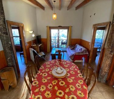Malalcahuello House | Discover Cabaña Malalcahuello by the Rio - Child Friendly Retreat