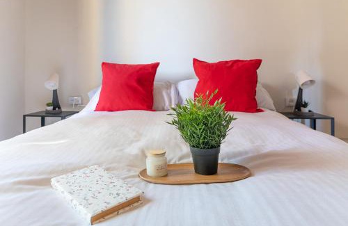 Selaya Apartment | Pet-Friendly Retreat at Cabaña Margarita for Families