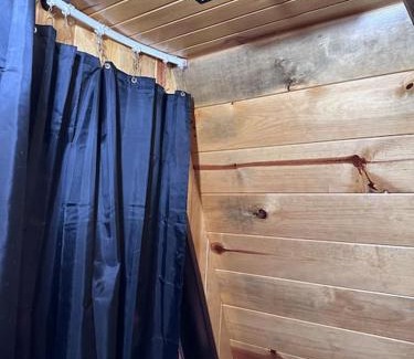 San Jose del Pacifico Ski Chalet | Cabaña nueva en el bosque y cerca al río Starlink