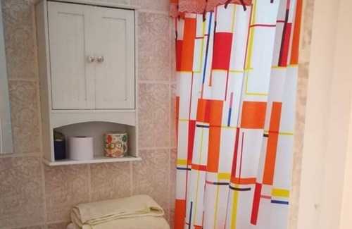 Pica House | Discover Cabaña Oasis de Pica II: Family-Friendly Retreat