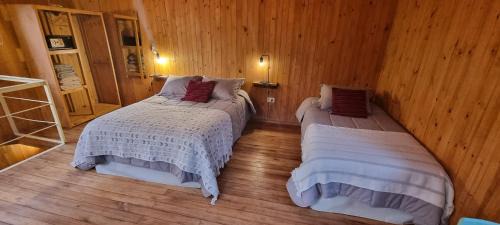 Zona Granja Cabin | Oceanfront Cabaña Oma: Family-Friendly Retreat with Pool