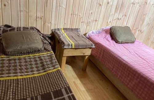 Calbuco House | Welcoming Cabaña Oro Rayado in Calbuco with Pool & Breakfast