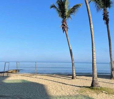 Covenas House | Pet-Friendly Cabaña Playa Mar: Guest Rated 9.4/10