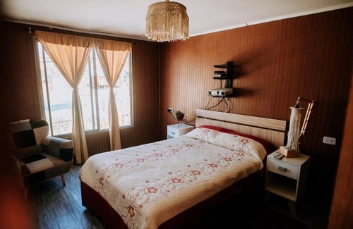 Tongoy House | Beachfront Cabaña in Tongoy with Ocean Views & Breakfast
