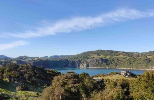Chepu Apartment | Cozy Cabaña Pumillahue: Oceanfront Retreat for Families
