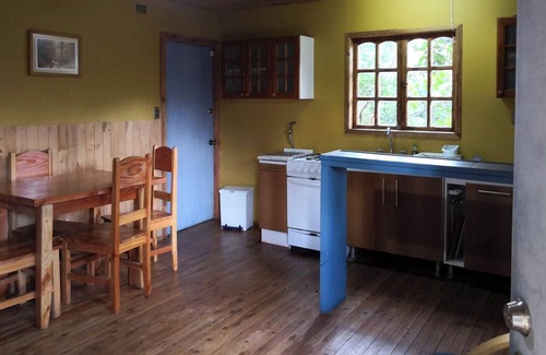 Conaripe House | Cozy Cabaña Radal in Coñaripe by Lake Calafquén