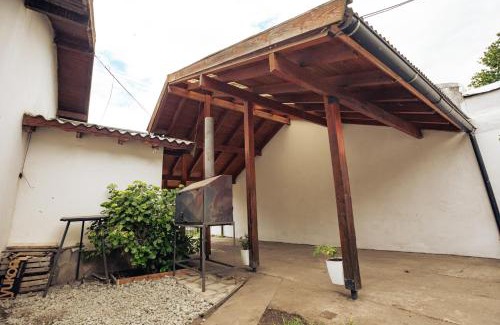 El Bolson Apartment | Discover Cabaña Robertino: Guest Rated 9.2 & Pet Friendly