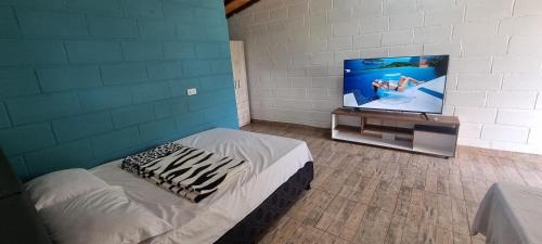 Cocorna House | Nature-Infused Retreat with Pool and Family-Friendly Vibes