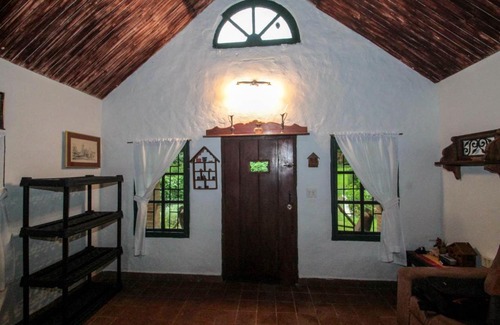 El Valle de Anton House | Pet-Friendly Cabaña Sueño Esmeralda near Chorro el Macho