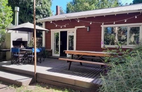Bosque Peralta Ramos Cabin | Family-Friendly Retreat at Cabaña Sueca - Rated 9.4/10
