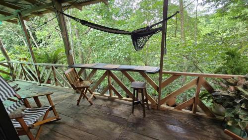 Canton La Cruz Apartment | Cozy Cabin Surrounded by Mountains - Pet and Child Friendly