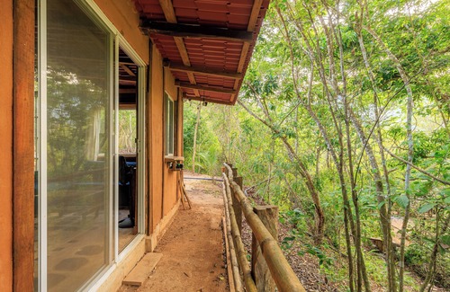 Santa Maria Huatulco Cabin | Reconnect with Nature at Cabaña Tabachín - Ocean Views