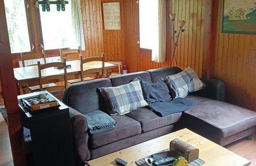 Larrauri-Markaida Ski Chalet | Scenic Tirolesa Cabin with Pool Near Bakio