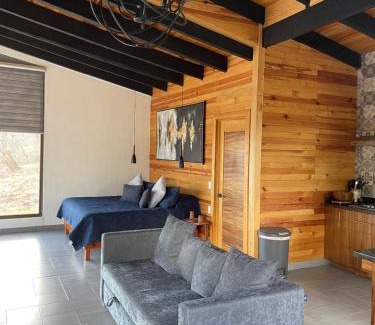 Mazamitla Ski Chalet | Welcoming Cabaña Turemsa: Guest Rated 9.8 with Hot Tub