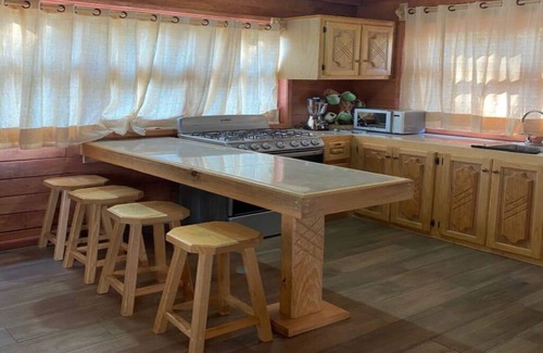 Mazamitla Cabin | Relaxing Stay at Cabaña Viñedo - Pet & Child Friendly