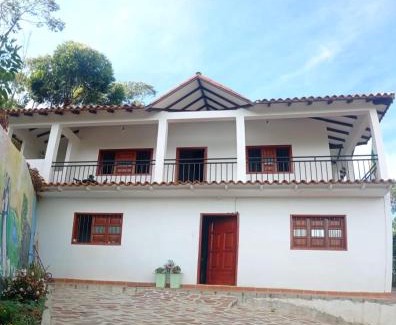 Zapatoca House | Cozy Cabaña Villa Esperanza: Pet-Friendly & Family Welcoming