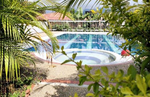 Cutucumayo House | Cozy Cabaña Villa Marcela: Pool & Pet-Friendly Escape