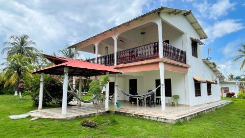 Monitos House | Pet-Friendly Retreat at Cabaña Villa Palmaral