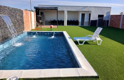 Central Department Hotel | Cabaña vista al lago ypane