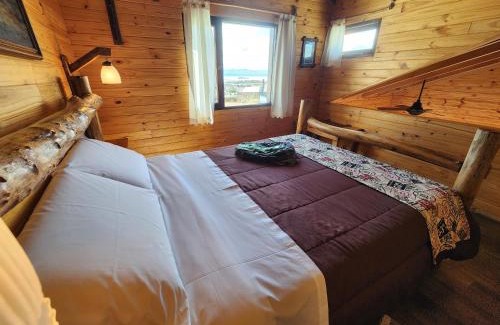 Macrozona Meseta Cerro Calafate Cabin | Pet-Friendly Cabañas Alechen: Rated 10/10 by Guests