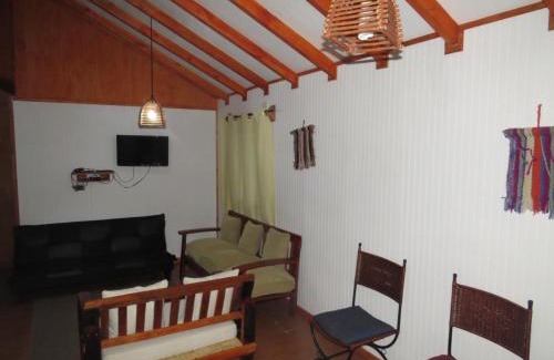 Pinto Cabin | Ideal Family Retreat at Cabañas Aliwen with Oceanfront Bliss