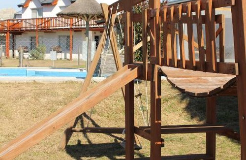 Alta Gracia Apartment | Pet-Friendly Cabañas Amigos del Lago with Oceanfront Views