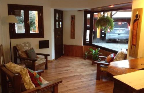 San Martin de los Andes Ski Chalet | Family-Friendly Cabañas Antilhue with Private Pool & Breakfast