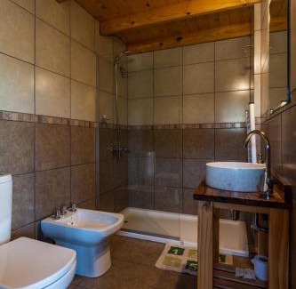 Meliquina Cabin | Top-Rated Cabañas & Apart Ruta 63 with Family-Friendly Perks