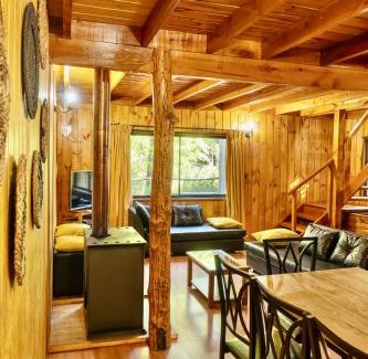 Pinto House | Family-Friendly Cabañas Bafemadi with Pool & Breakfast