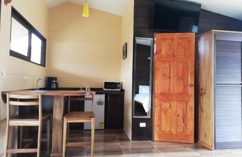 San Vito Bed & Breakfast | Family-Friendly Retreat at Cabañas Bambú - Rated 9/10