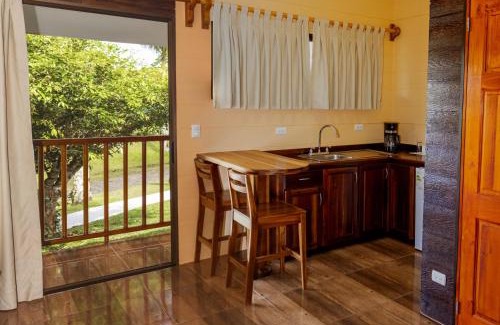 San Vito Bed & Breakfast | Family-Friendly Retreat at Cabañas Bambú - Rated 9/10