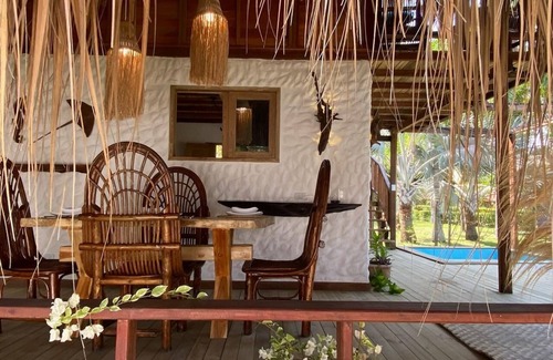 Monitos Cabin | Cozy Cabañas Bari: A Family-Friendly Retreat with Kitchen