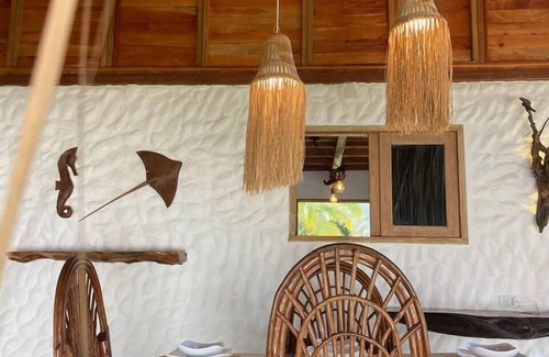Monitos Cabin | Cozy Cabañas Bari: A Family-Friendly Retreat with Kitchen