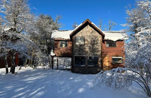 Malalcahuello Ski Chalet | Discover Cabañas Bosque Nevado: Guest Rated 9.8, Pet Friendly