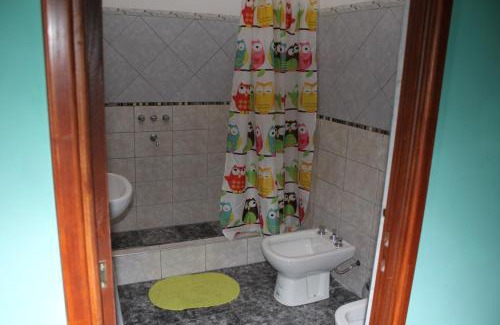 San Carlos de Bariloche Cabin | Pet-Friendly Getaway at Cabañas Buena Vista Rosi