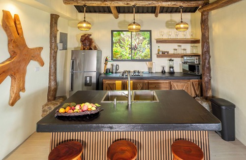 La Fortuna Cabin | Enchanting Rainforest Glass Cabin Retreat with Private Pool